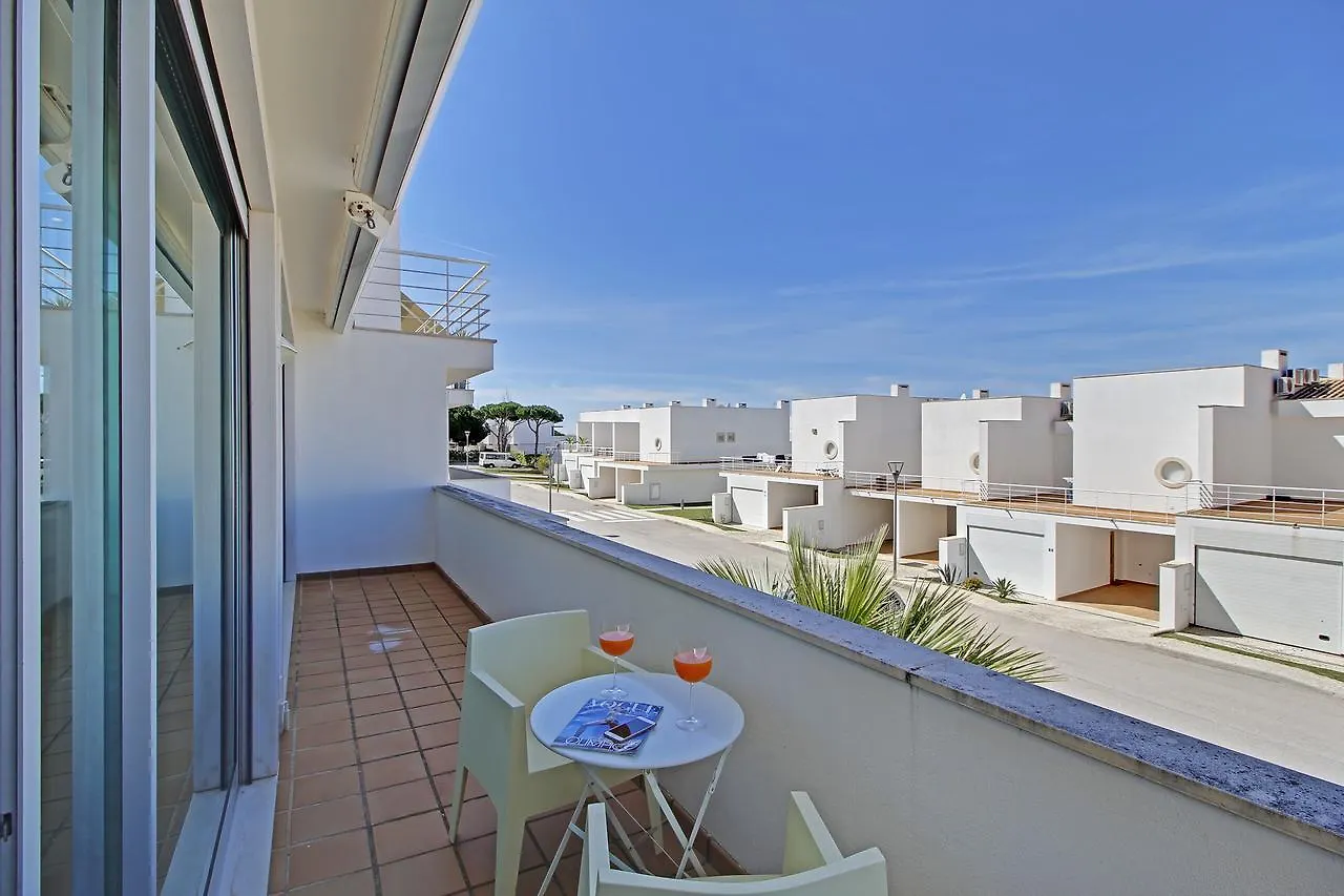 Wine Villa Vilamoura 0*,